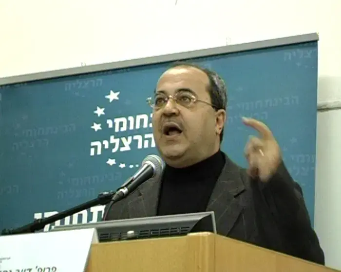 טיבי למדינות ערב: להחרים את ממשלת נתניהו