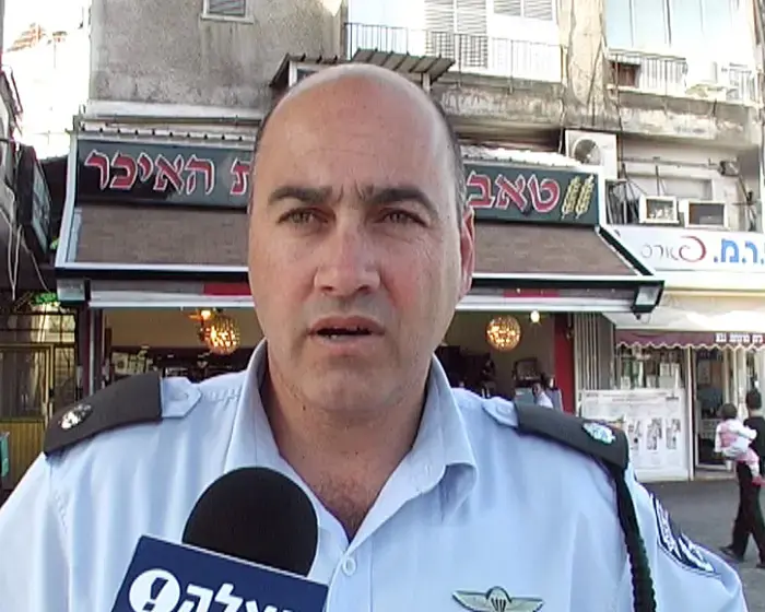 המשטרה ממשיכה להטריד את משפחות הפשע