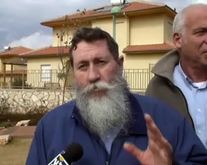 "מזוז התיר דמם של חברי ועדת קלפי יהודים"