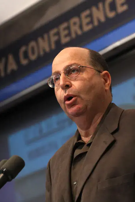 יעלון: "ההגנה הטובה ביותר היא ההתקפה"