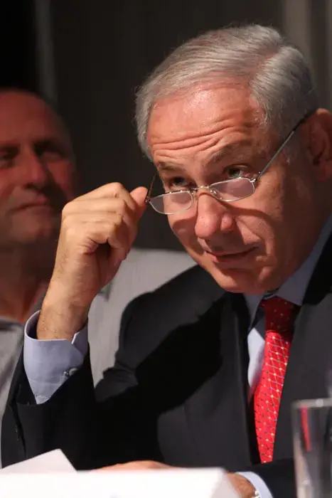 מינהל מקרקעי ישראל נגד נתניהו? 