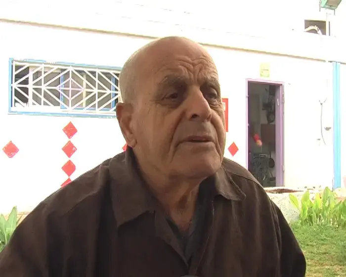הדמוקרטיה חוצה את חומות הכלא