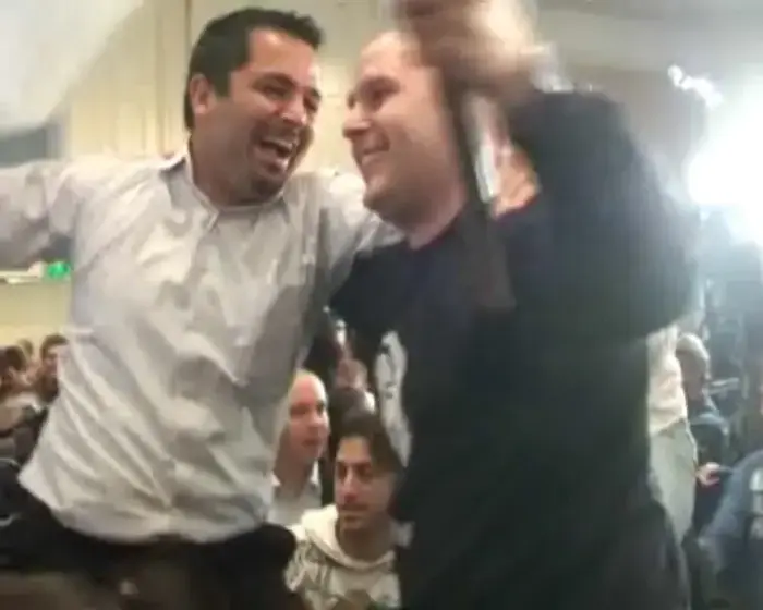 קדימה: "נתניהו מנסה לגנוב את השלטון"