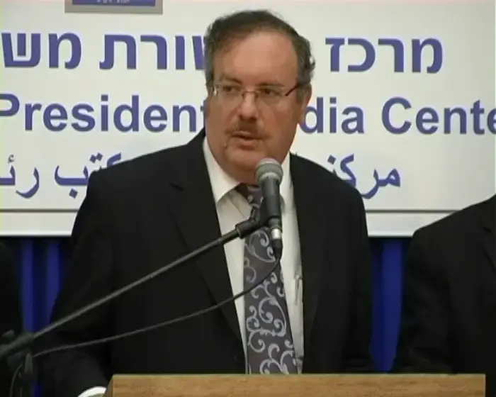 פרס יזמן מחר את נתניהו ולבני