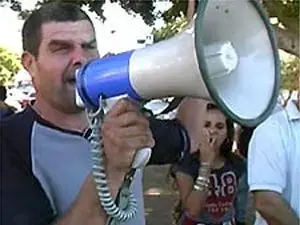 ישראל טוויטו: פרץ ייכנע לסדר היום הביטחוני