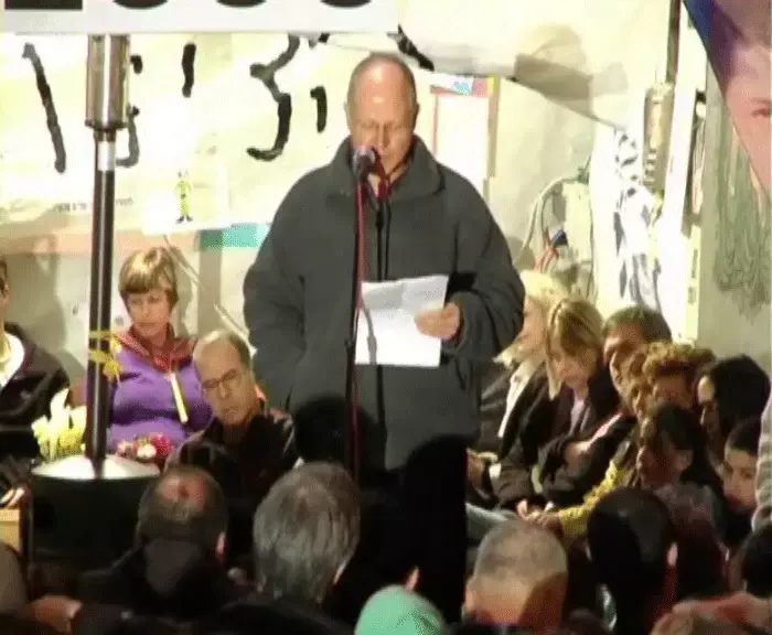 "אולמרט עוד יכול להחזיר את גלעד"