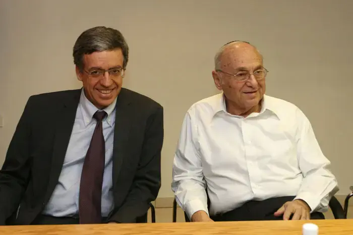 מזוז: "עתירת קצב - ניסיון התחמקות שקוף"