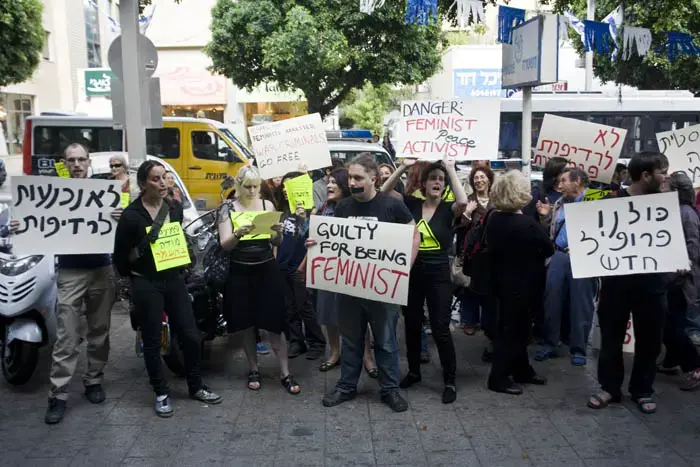 מאבק הסרבנים: "אלימות מטורפת של המשטרה"