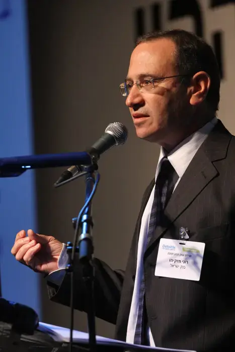 חזקיהו לבנקים: "פשטו את אפשרויות ההשקעה לציבור"