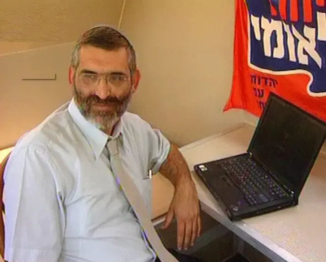 ח"כ בן ארי הקים לשכה בלב שכונה ערבית