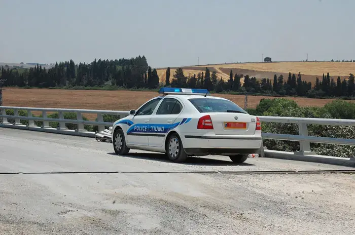 צעירים דרוזים תקפו תחנת משטרה בעוספיה