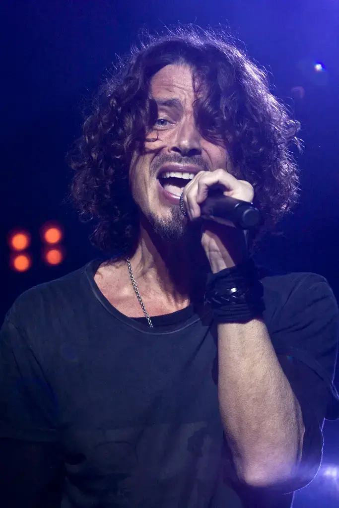 כריס קורנל: אזלו הכרטיסים להופעתו הראשונה בישראל