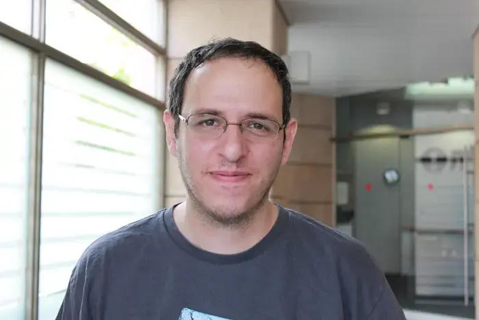 מאה ימי ניתוק. מהרשת