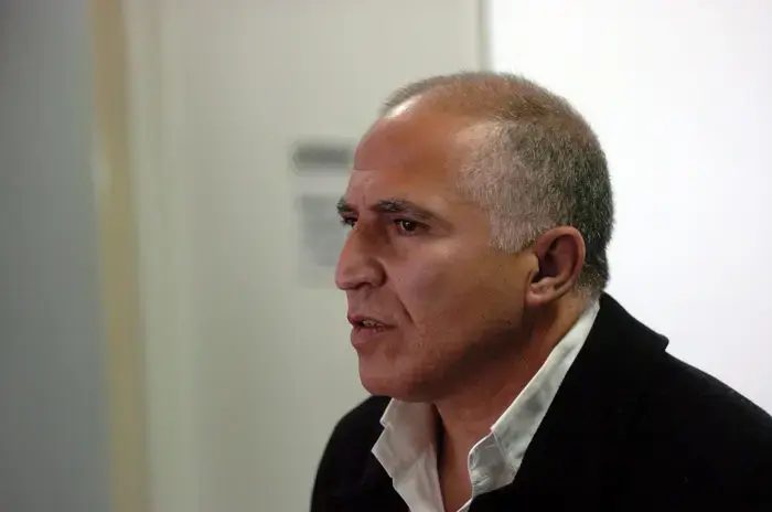 צ'רלי אבוטבול שוחרר לביתו: "מדובר במעצר סרק"