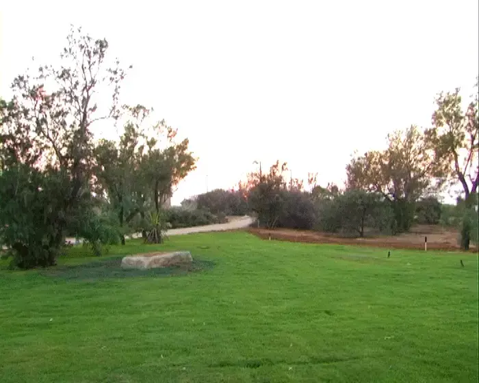 גן העצמאות עבר מייקאובר