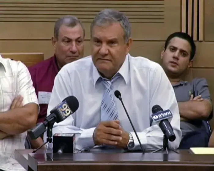 "יש לחון את השוטרים המורשעים מנהריה"