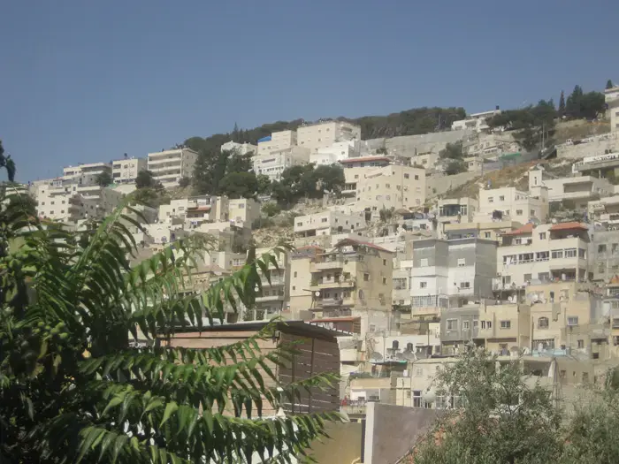 2 משפחות פלסטיניות פונו מבתיהן במזרח י-ם
