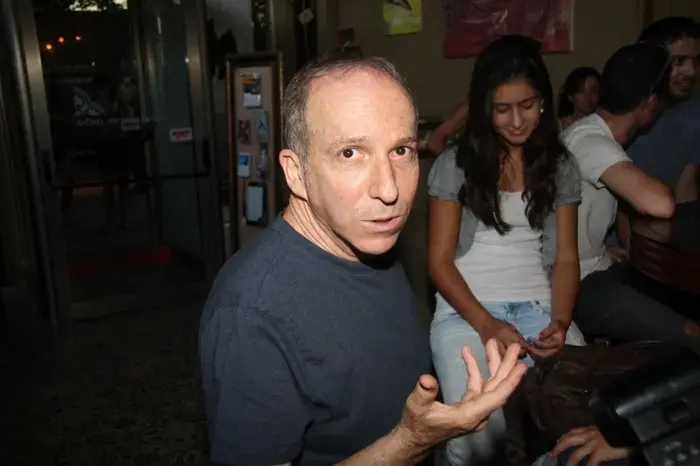 בלעדי: דני סנדרסון - "נלמד לחיות"