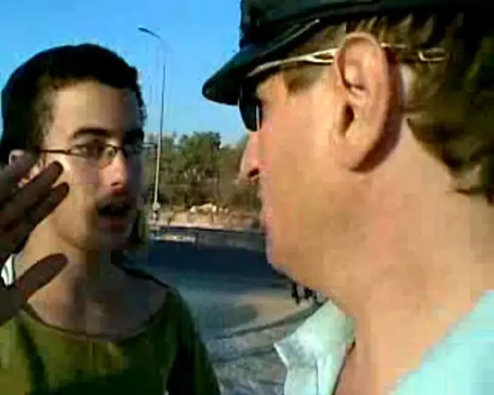מתנחלים: נתבע קצינים שפינו מאחז בשבת