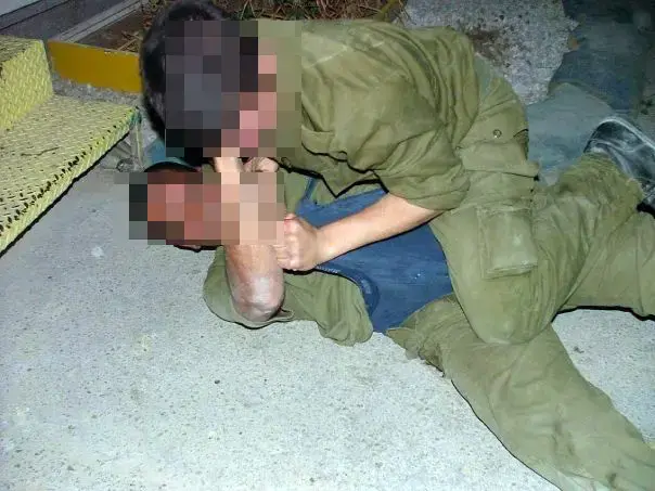 "הקצין היכה חייל כי נכנס למגורי הוותיקים"