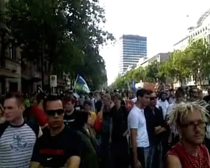ברלין מזדהה עם קורבנות הרצח בת"א