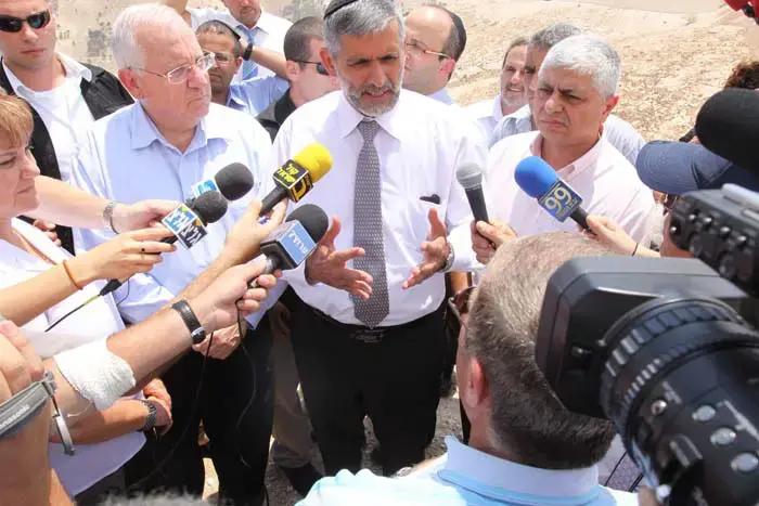 ריבלין תוקף: "הקפאת הבנייה - חולשה"