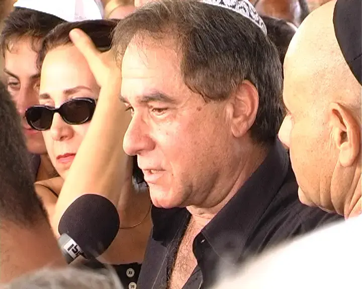 "לעולם לא אתבייש לומר שאבי היה דודו טופז"