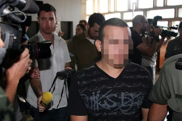 "תנו לנו לצפות במשפט רוצחו של אריק קרפ"