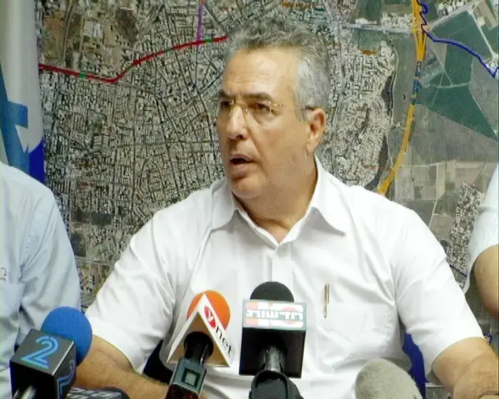 בדרך לפשרה: בפ"ת יקלטו התלמידים האתיופים