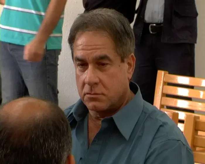 אחיו של טופז:  "דחפו אותו להתאבד"