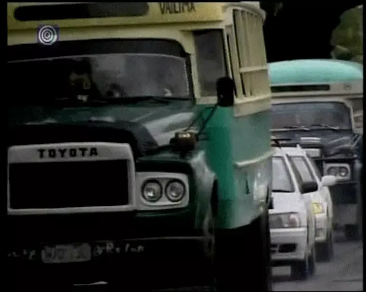 בסמואה השמאל הוא לא רק לעקיפה
