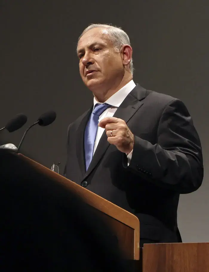 "מדענים רוסים סייעו לפתח פצצה אירנית"