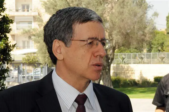 מזוז יוצא למלחמה במקבלי השוחד הישראלים