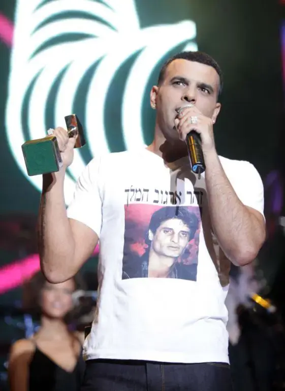 אייל גולן מחפש: מי כתב את השיר הזה?