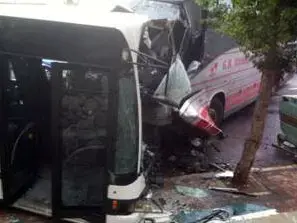 13 פצועים בהתנגשות אוטובוסים בנצרת עילית