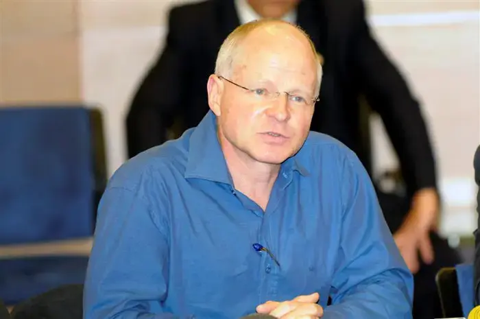 נעם שליט בכנסת: ינסה לגבש רוב לעסקה