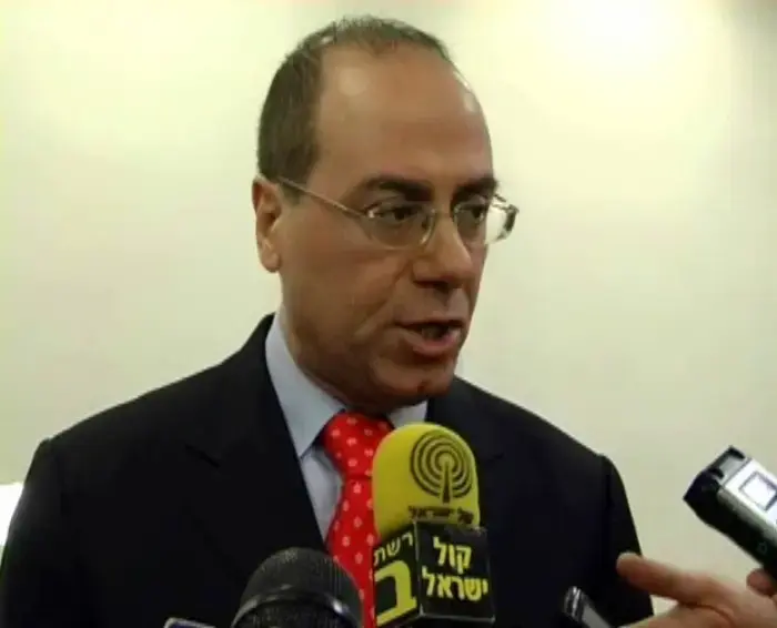 עשרות פקחים יאכפו הקפאת הבנייה בשטחים