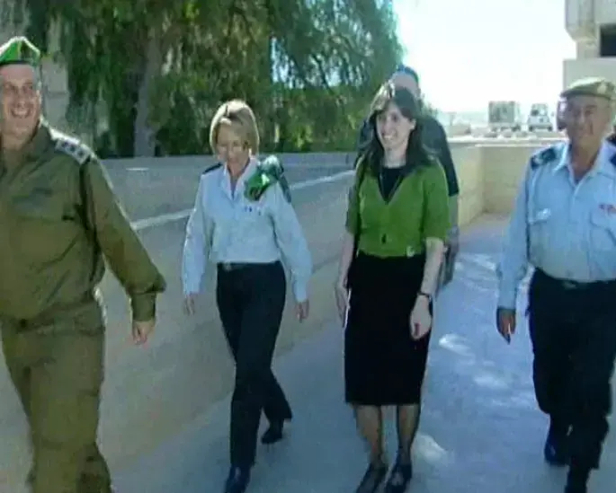 חברת הכנסת חוטובלי עושה סדר בבה"ד 1
