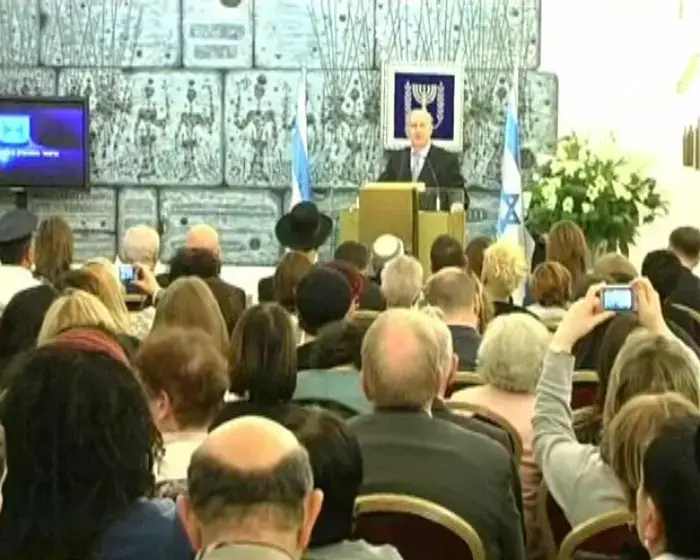 פרס ונתניהו נלחמים בסחר בבני אדם
