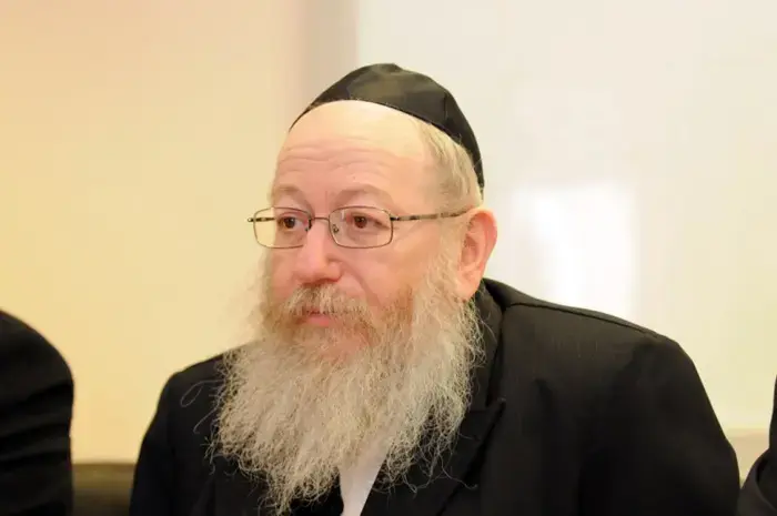 ליצמן לרופאים: שעון נוכחות תמורת רפואה פרטית