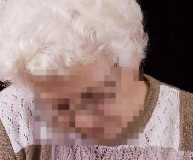 אישום: סיפרה שהיא מסייעת לקשישים - וגנבה מהם