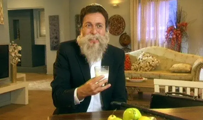 ח"כ יעקב כ"ץ שוקל לתבוע את "ארץ נהדרת"