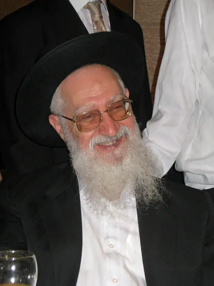 בנו של הרב עובדיה יוסף צפוי להיעצר בחשד להסתה