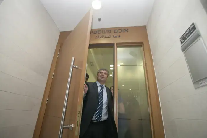 שמחון לא יתמודד על ראשות קק"ל: "כבר בחרו בי"