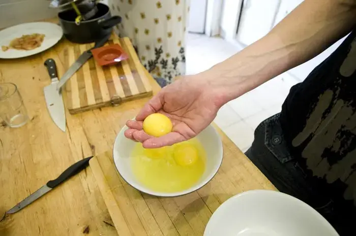 מומחים: קפה וביצים לא גורמים למחלות לב