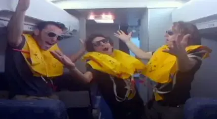 המועדון לוקחים את "כמה חם" למטוס