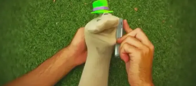 תכל'ס משחקים בגרביים