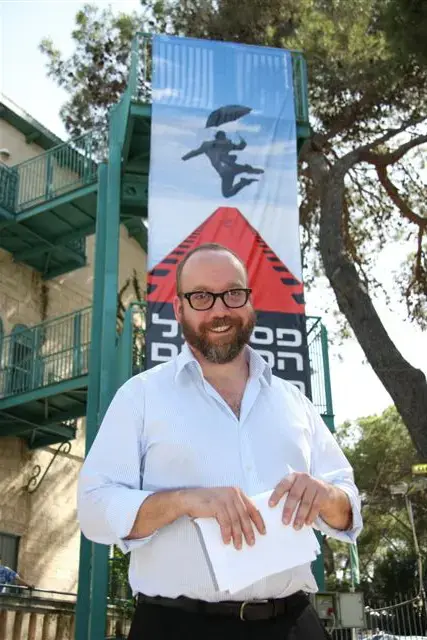 "אני אדם משעמם ולא חכם"