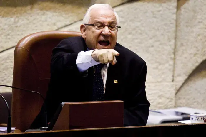 סערה בכנסת: "רוני בראון ביריון, ריבלין פורע חוק"