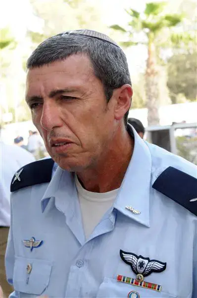 הדרת נשים בצבא: הרבצ"ר מגנה ויערוך כנס חירום
